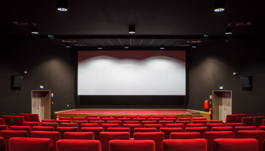 En Afrique francophone, les salles de cinéma refont surface