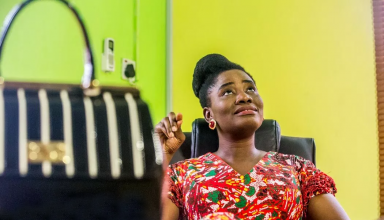 Ancienne employée de Bank of America elle valorise désormais la mode africaine