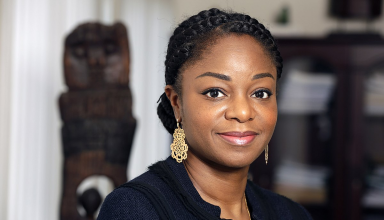 Cina Lawson : lauréate du « Public service award » de la Harvard Kennedy School